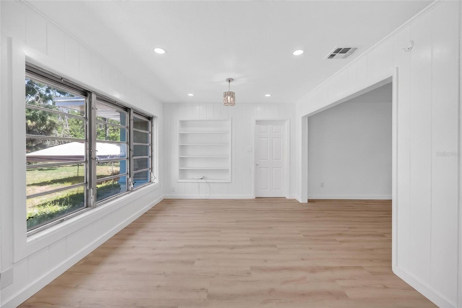 4725 N TUTTLE AVE, SARASOTA, FL, 34234