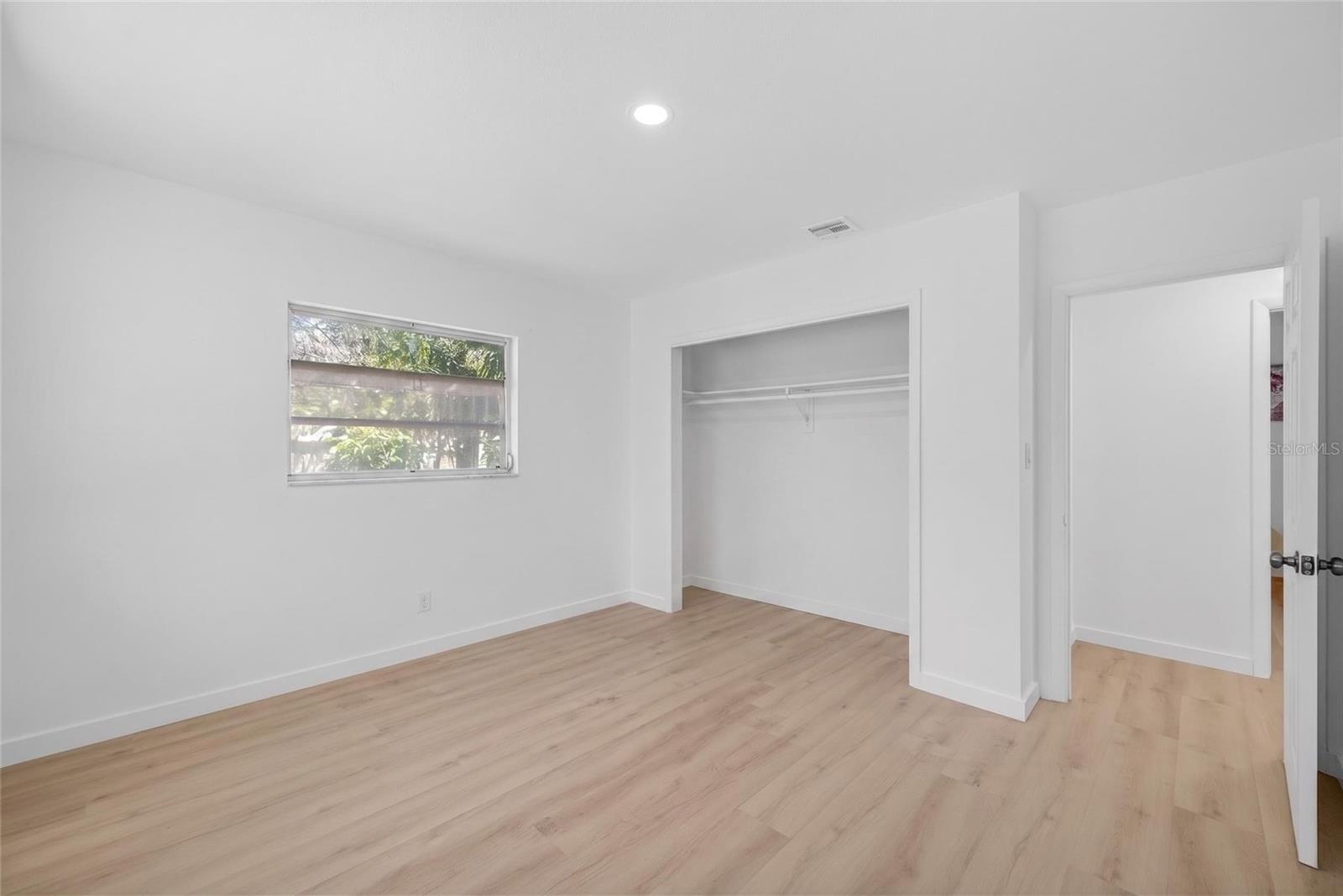 4725 N TUTTLE AVE, SARASOTA, FL, 34234