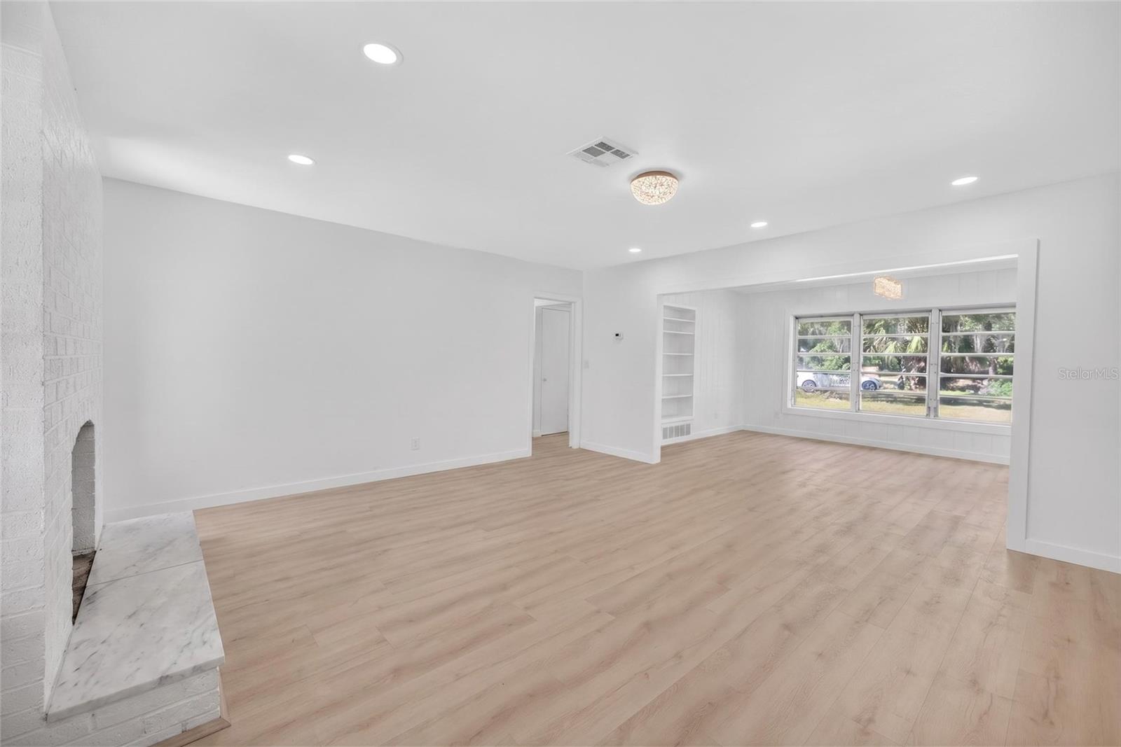 4725 N TUTTLE AVE, SARASOTA, FL, 34234
