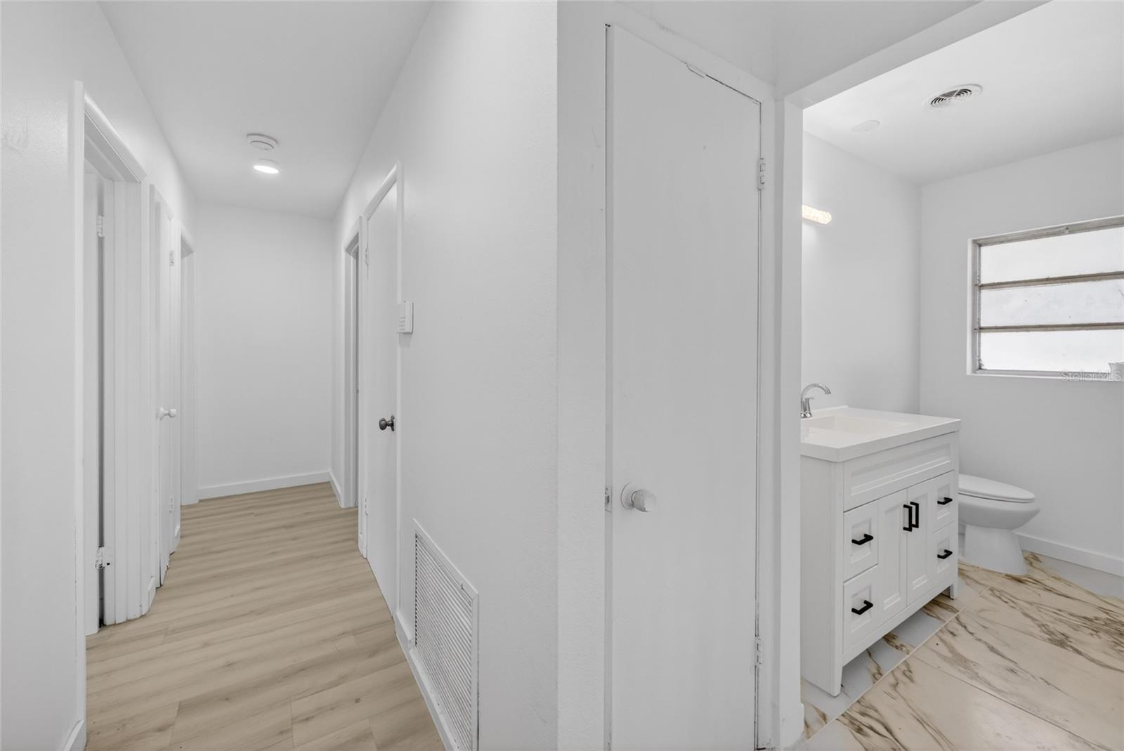4725 N TUTTLE AVE, SARASOTA, FL, 34234