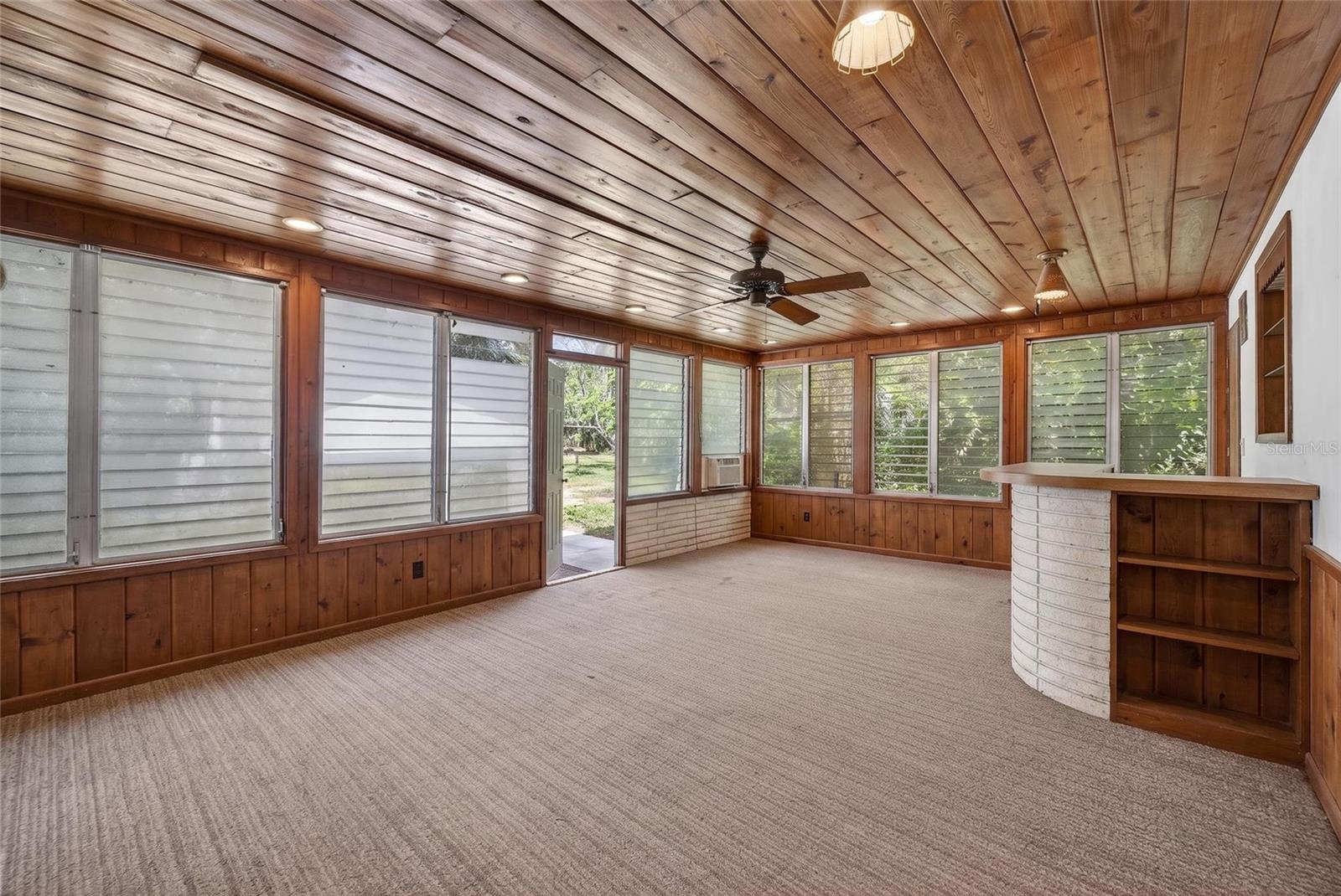 4725 N TUTTLE AVE, SARASOTA, FL, 34234