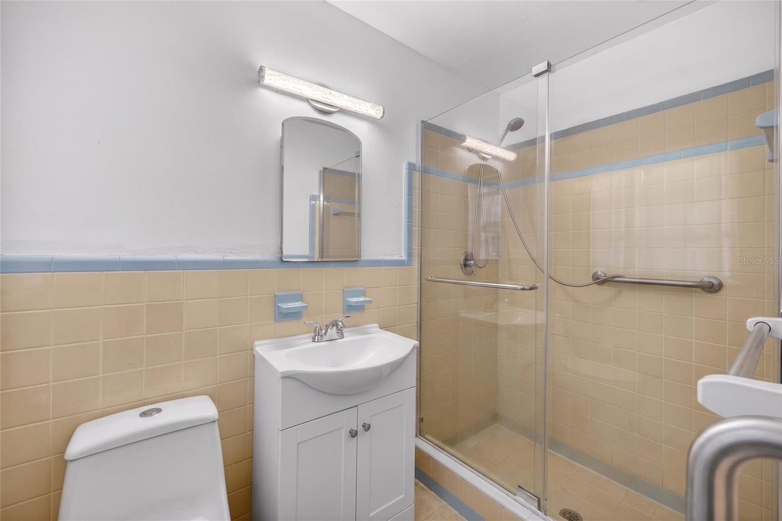 4725 N TUTTLE AVE, SARASOTA, FL, 34234