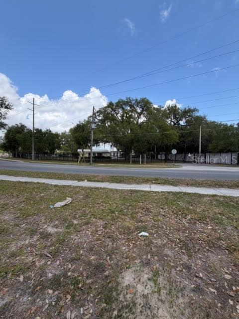 451 ROLLING ACRES RD, LADY LAKE, FL, 32159