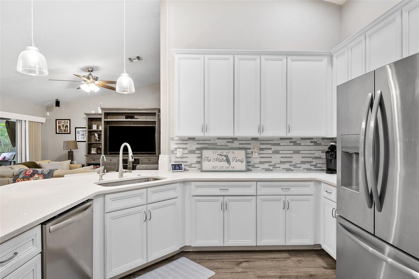 1282 CLEARVIEW DR, PORT CHARLOTTE, FL, 33953