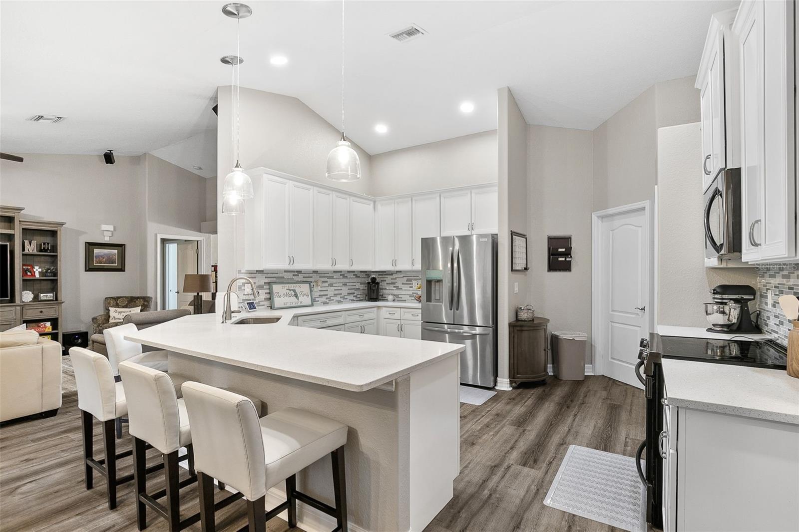 1282 CLEARVIEW DR, PORT CHARLOTTE, FL, 33953
