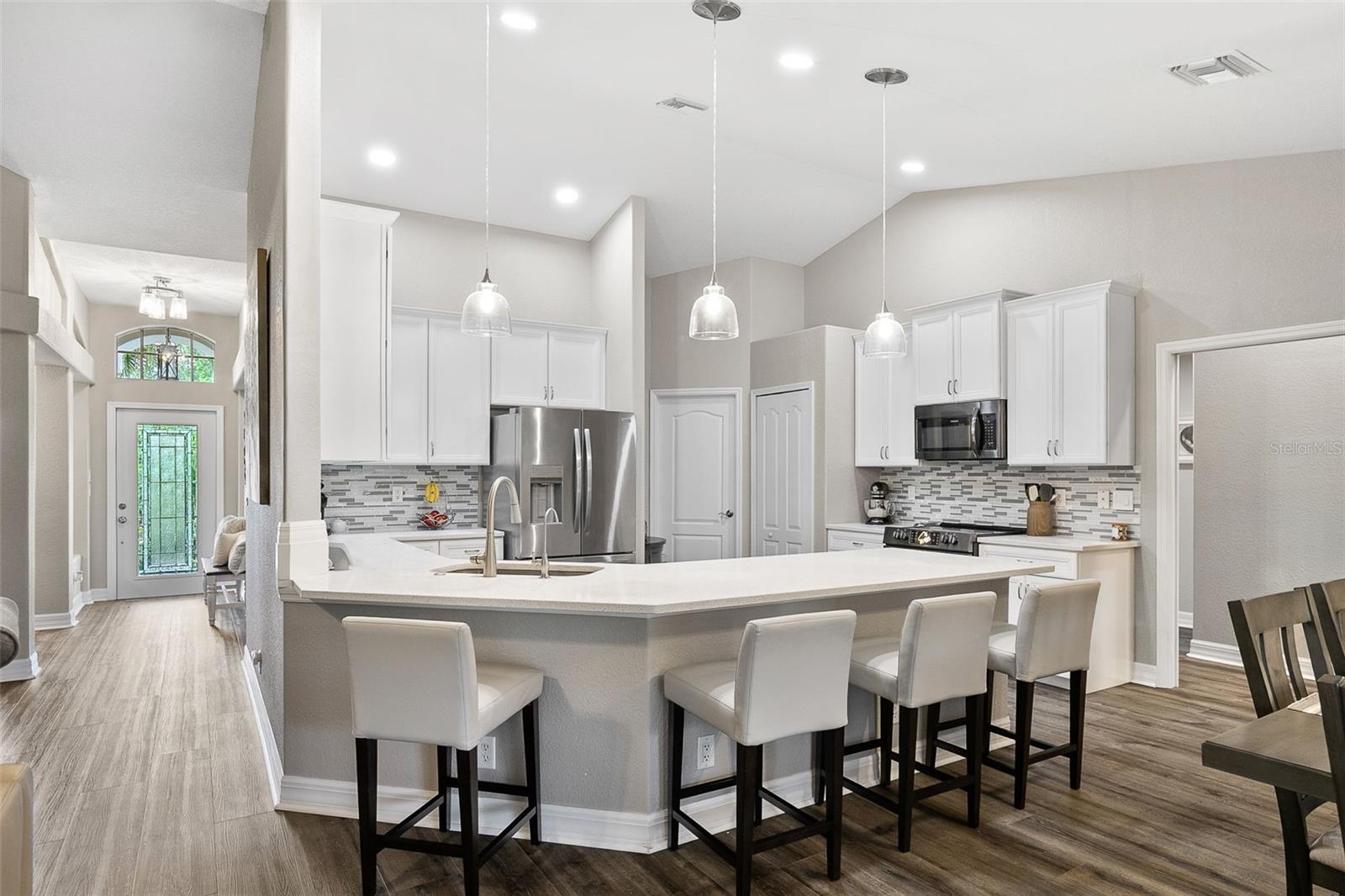 1282 CLEARVIEW DR, PORT CHARLOTTE, FL, 33953