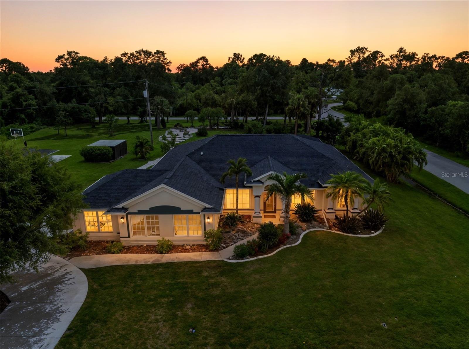1282 CLEARVIEW DR, PORT CHARLOTTE, FL, 33953