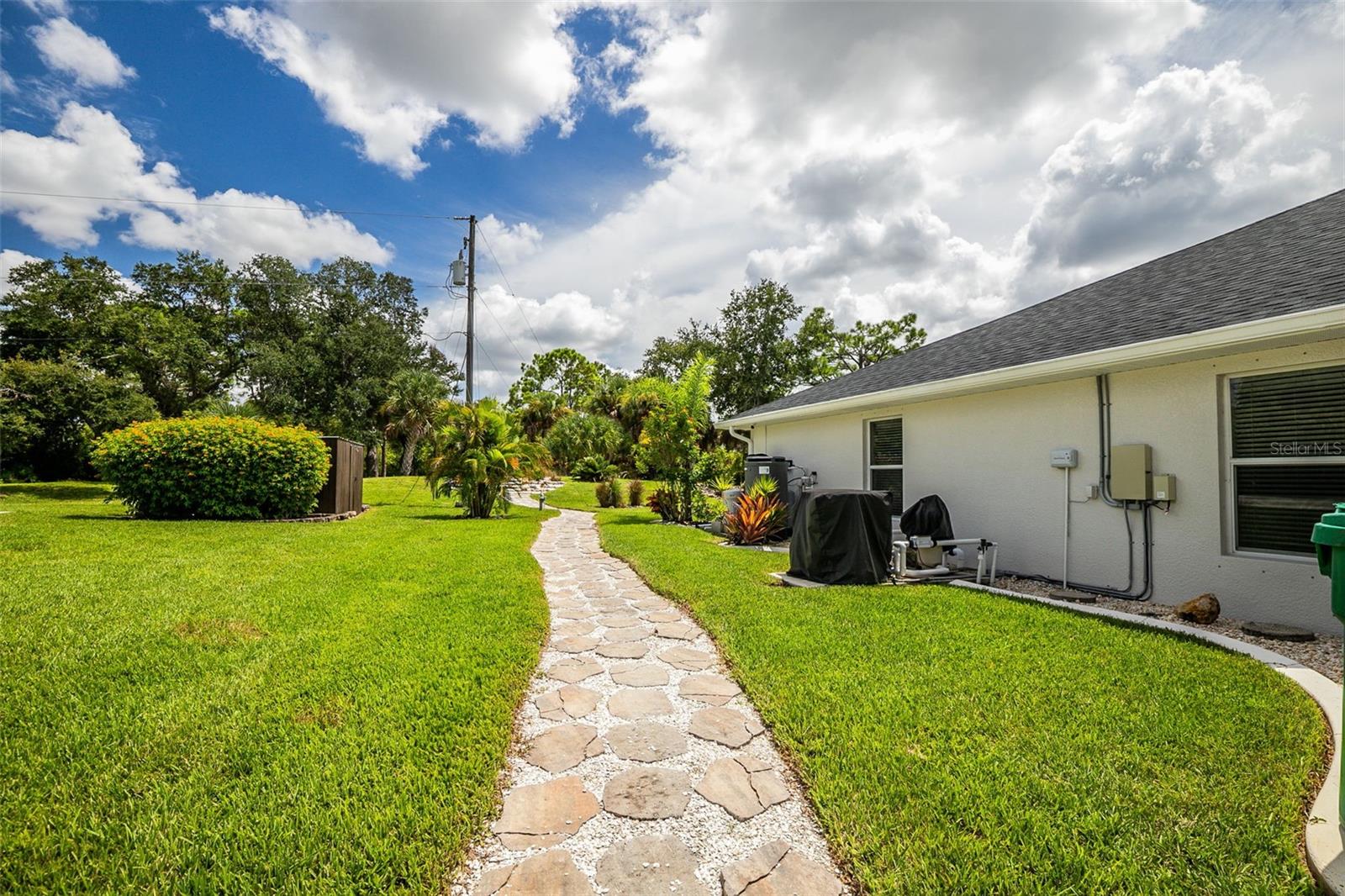 1282 CLEARVIEW DR, PORT CHARLOTTE, FL, 33953