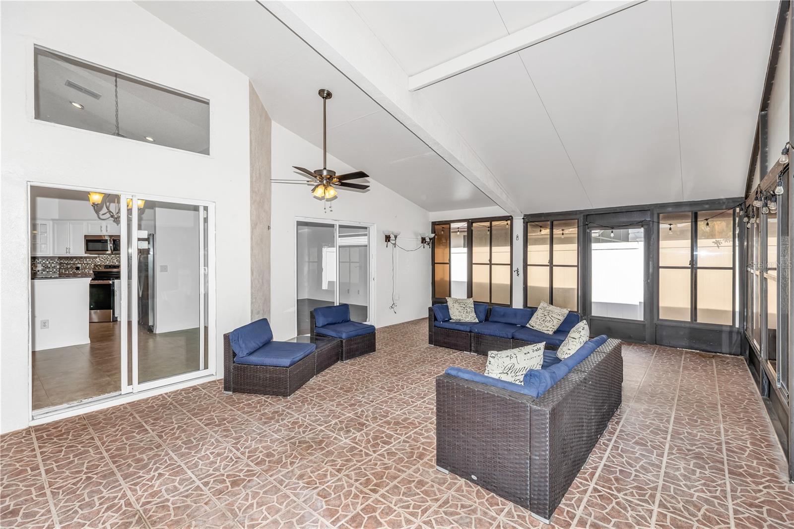 422 CANARY ISLAND CT, ORLANDO, FL, 32828