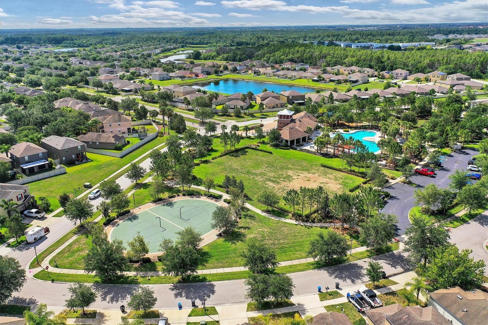 15455 BROAD BRUSH DR, SUN CITY CENTER, FL, 33573
