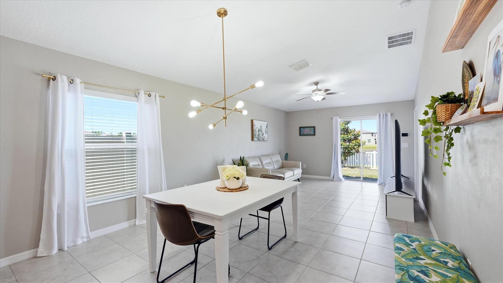 15455 BROAD BRUSH DR, SUN CITY CENTER, FL, 33573