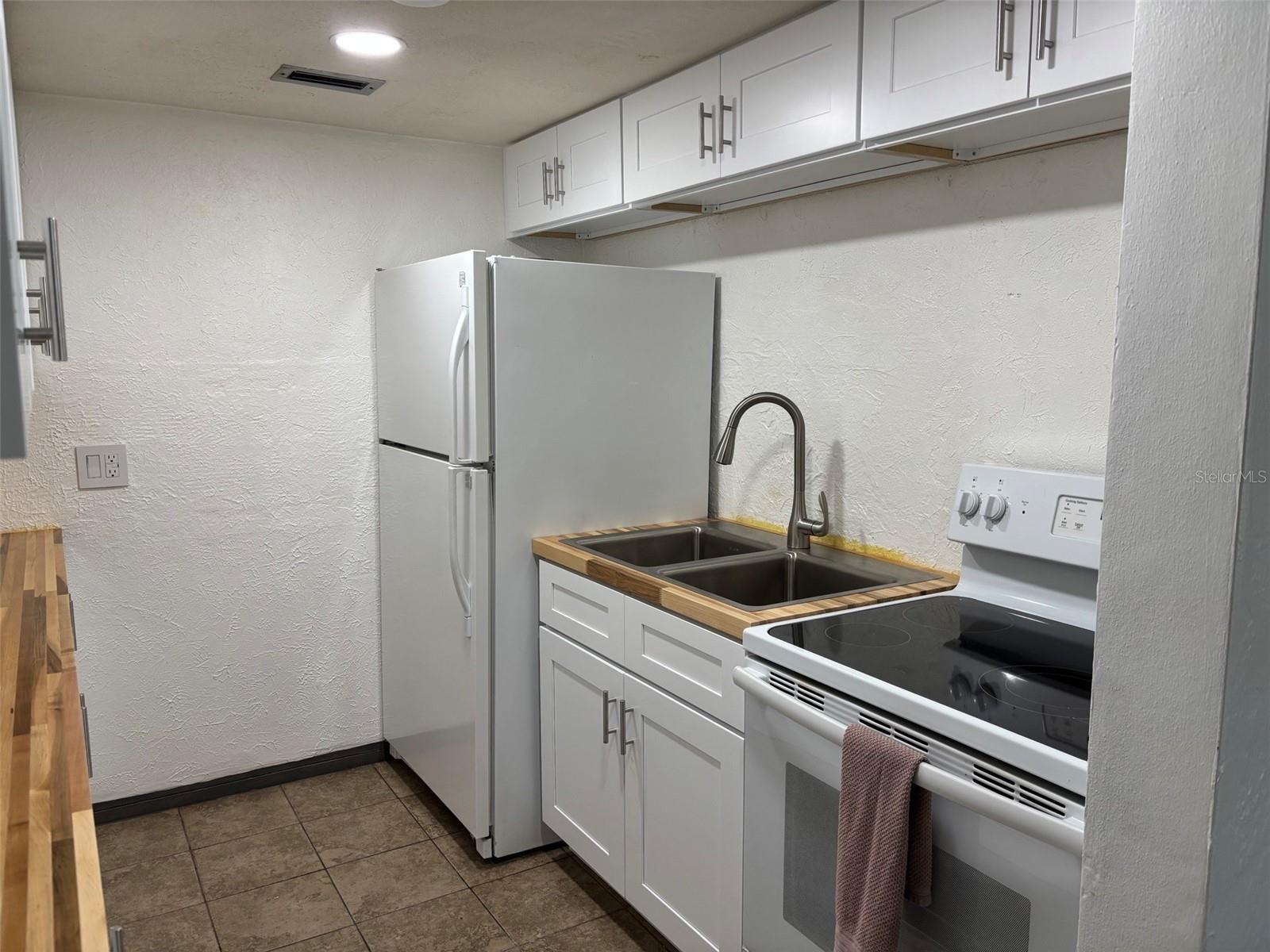 2020 WORLD PARKWAY BLVD #10, CLEARWATER, FL, 33763
