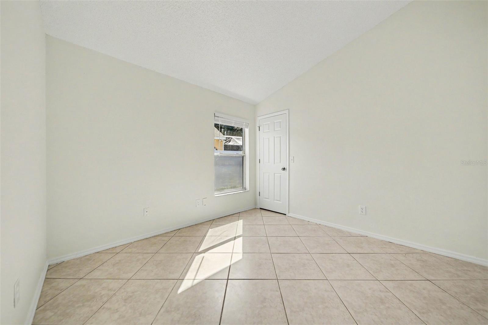 11040 NW FAIRHAVEN WAY, ORLANDO, FL, 32825