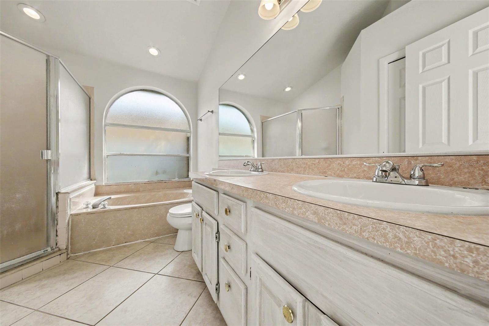 11040 NW FAIRHAVEN WAY, ORLANDO, FL, 32825