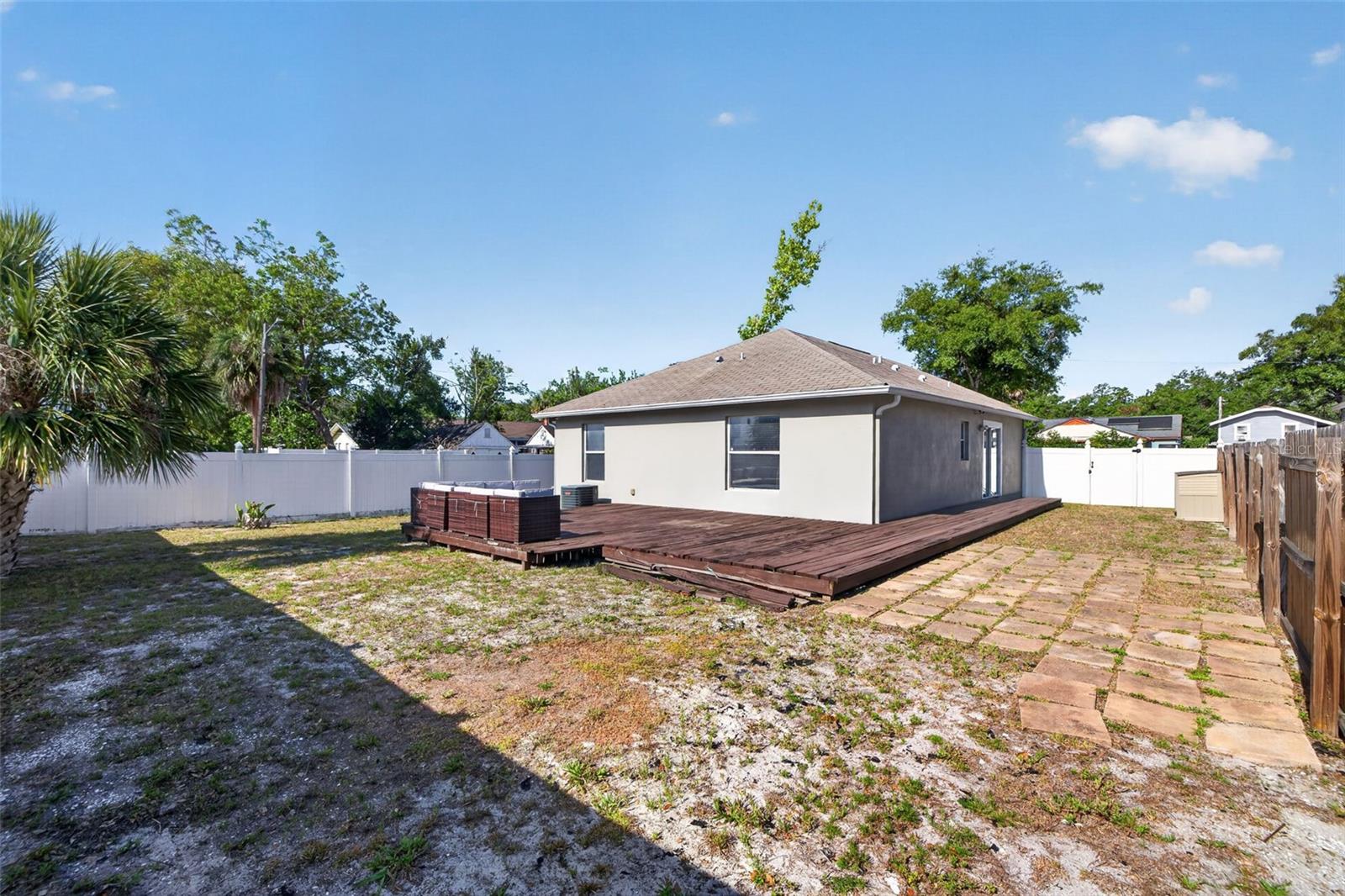 5801 N MIAMI PL, TAMPA, FL, 33604