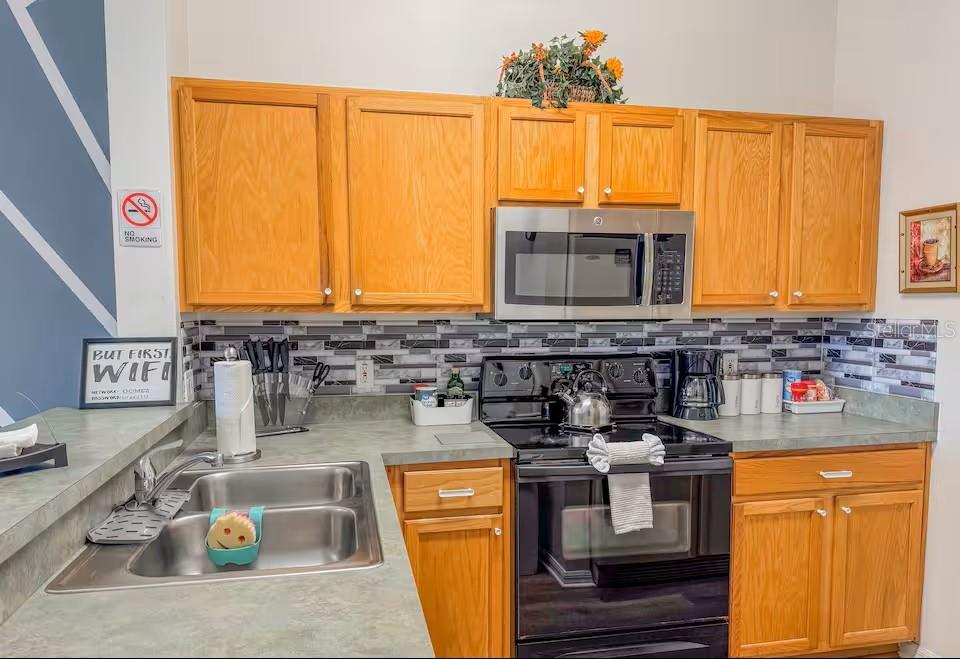 910 PARK TERRACE CIR, KISSIMMEE, FL, 34746