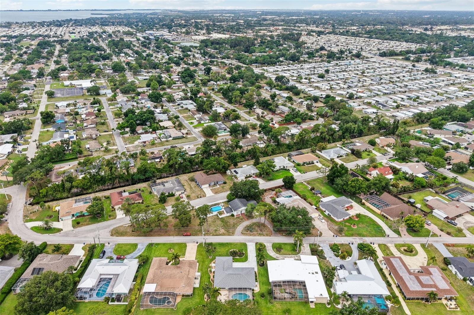 530 MAGELLAN DR, SARASOTA, FL, 34243