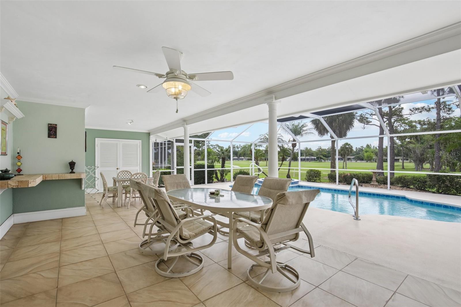 530 MAGELLAN DR, SARASOTA, FL, 34243