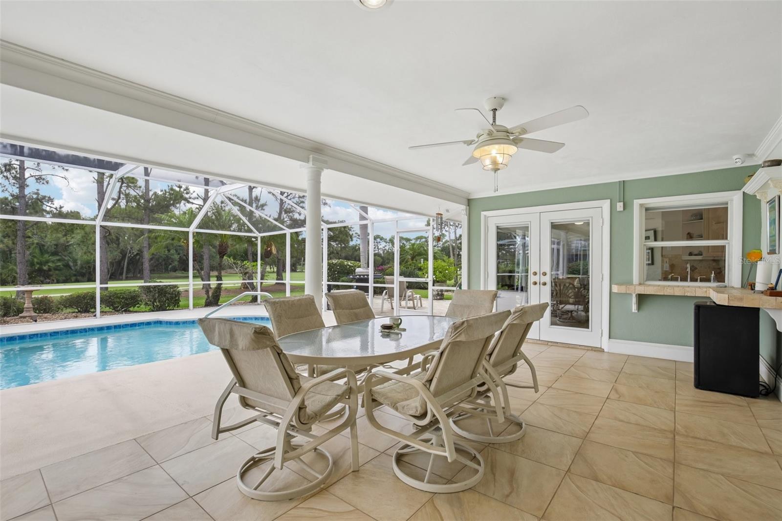 530 MAGELLAN DR, SARASOTA, FL, 34243