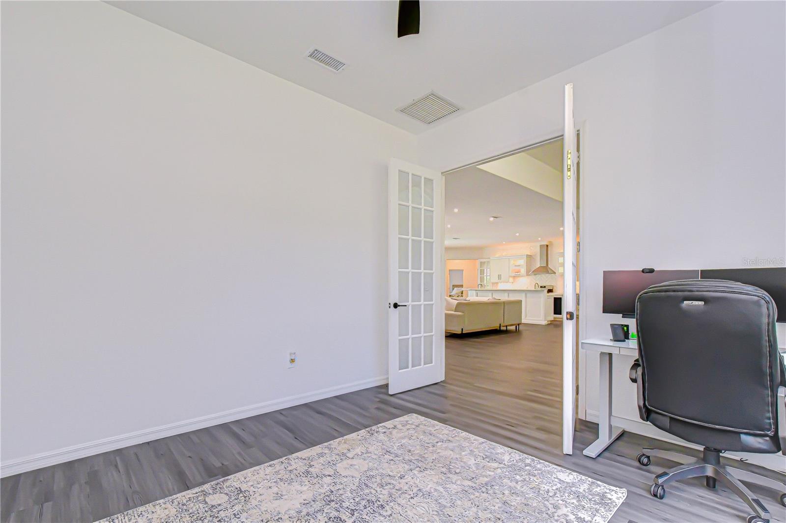 2228 VALRICO FOREST DR, VALRICO, FL, 33594