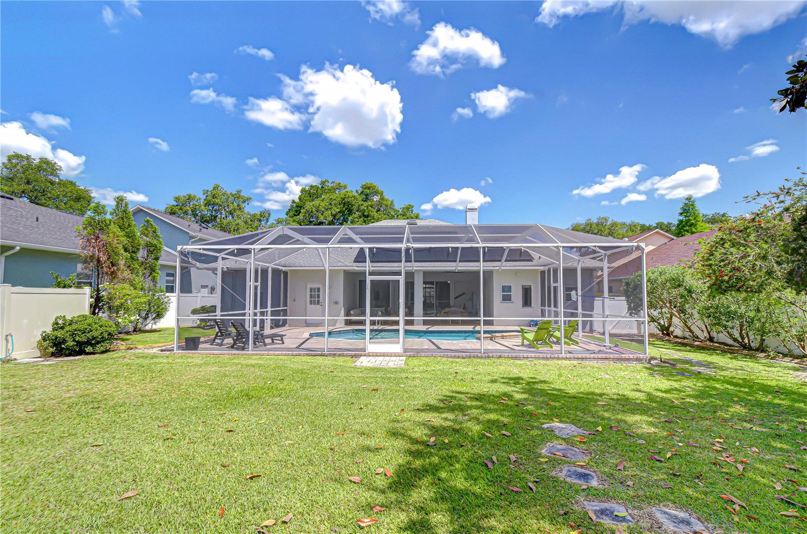 2228 VALRICO FOREST DR, VALRICO, FL, 33594
