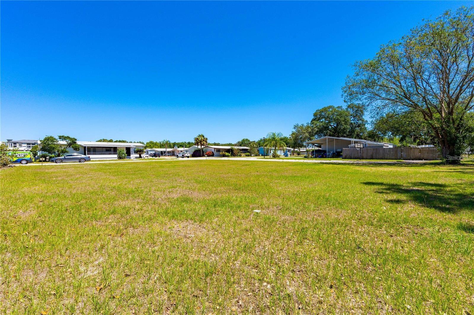 CHRIS DR., WESLEY CHAPEL, FL, 33543