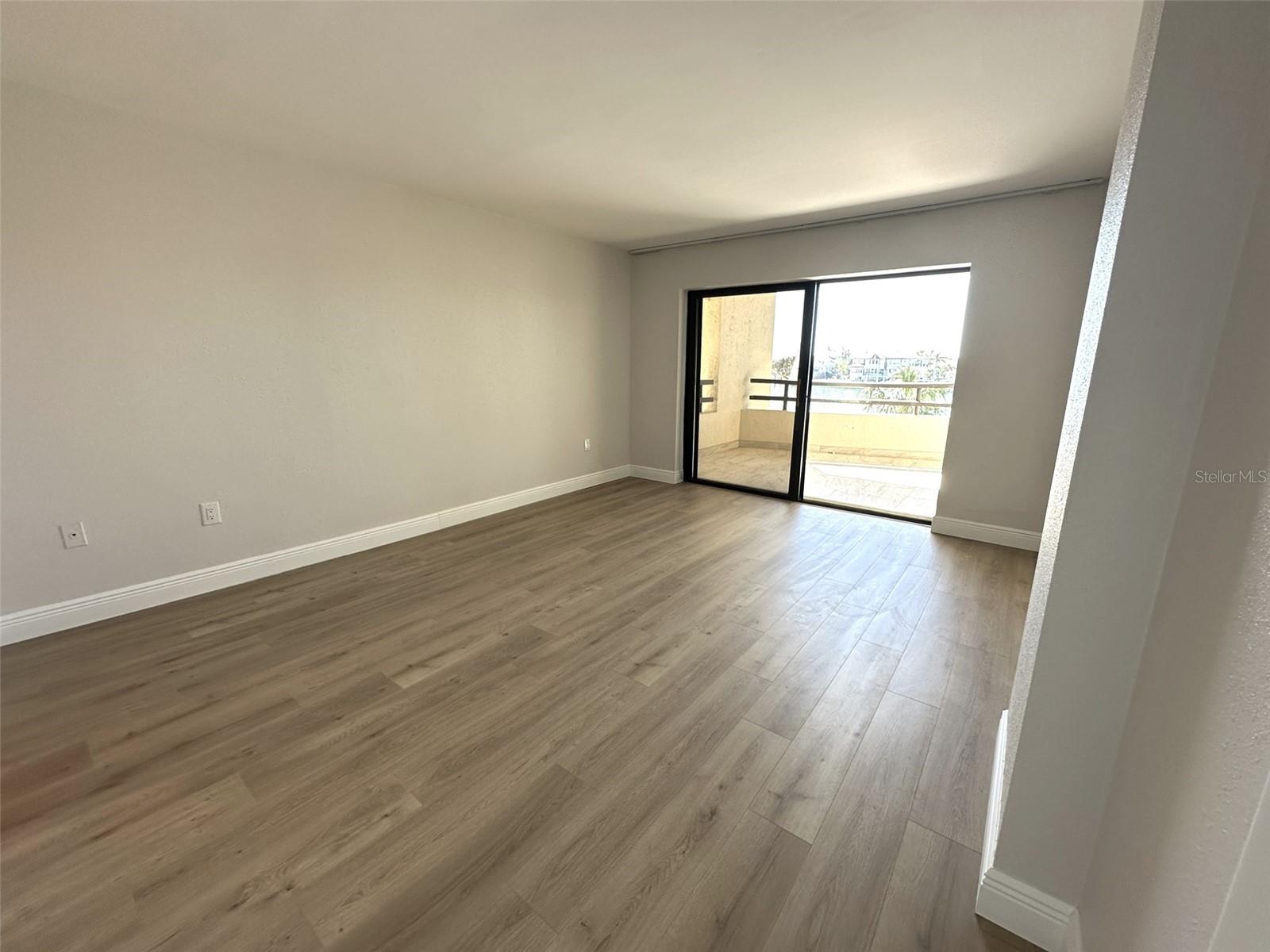 126 1ST ST E #209, TIERRA VERDE, FL, 33715