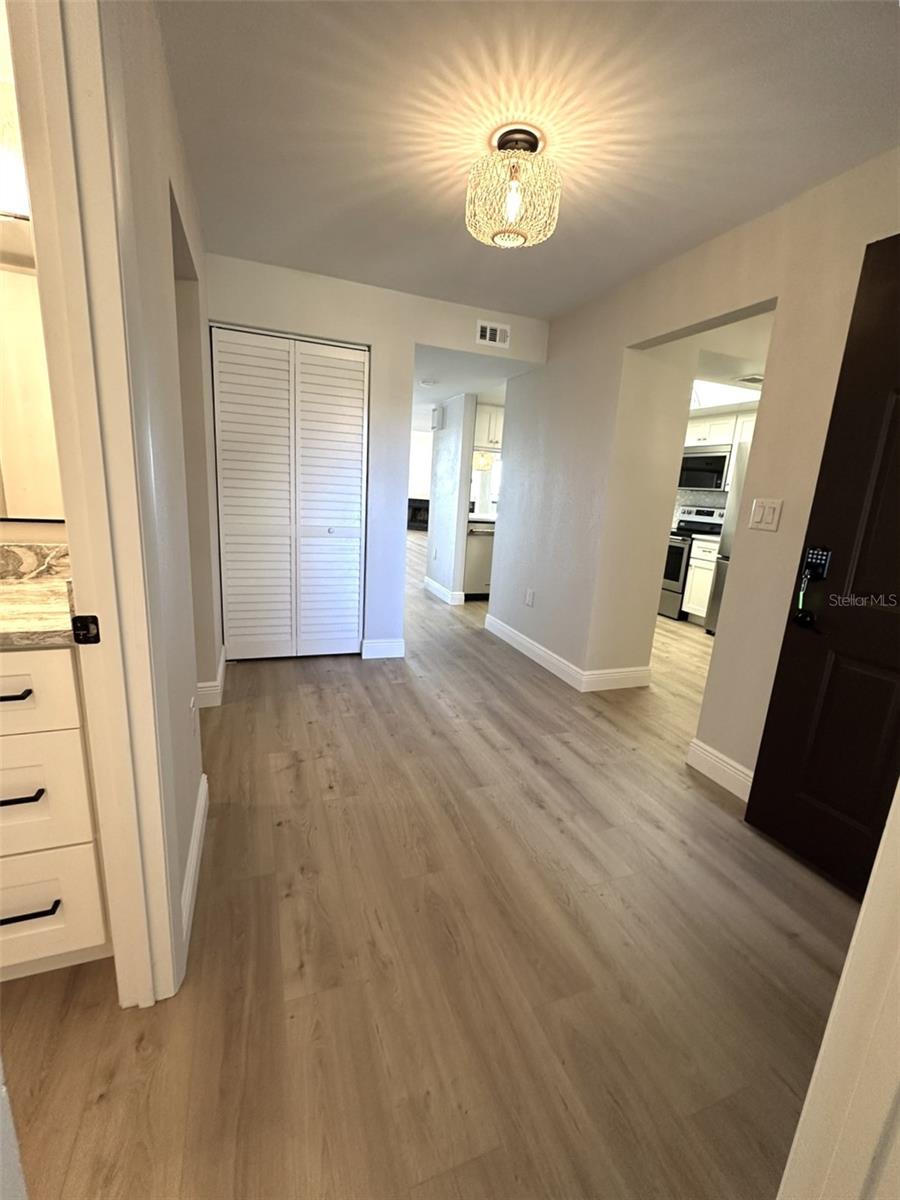 126 1ST ST E #209, TIERRA VERDE, FL, 33715