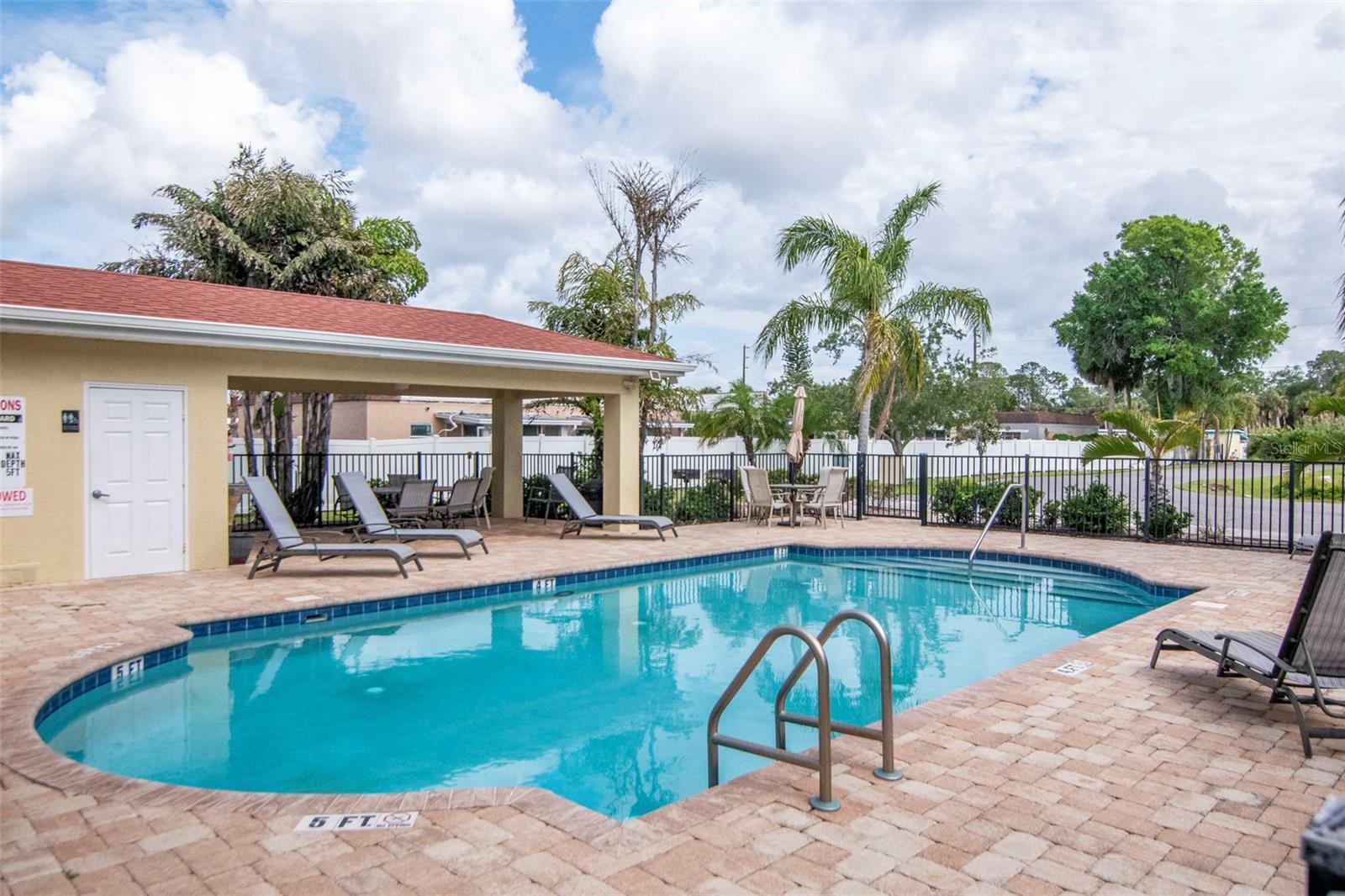 6395 BANYAN BLVD #303, NEW PORT RICHEY, FL, 34652