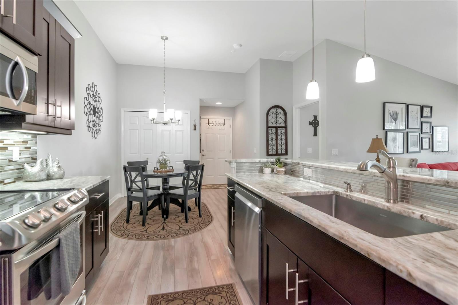6395 BANYAN BLVD #303, NEW PORT RICHEY, FL, 34652