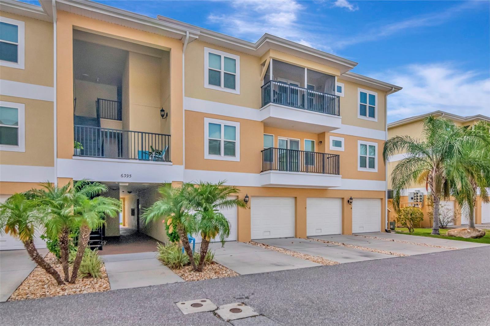 6395 BANYAN BLVD #303, NEW PORT RICHEY, FL, 34652
