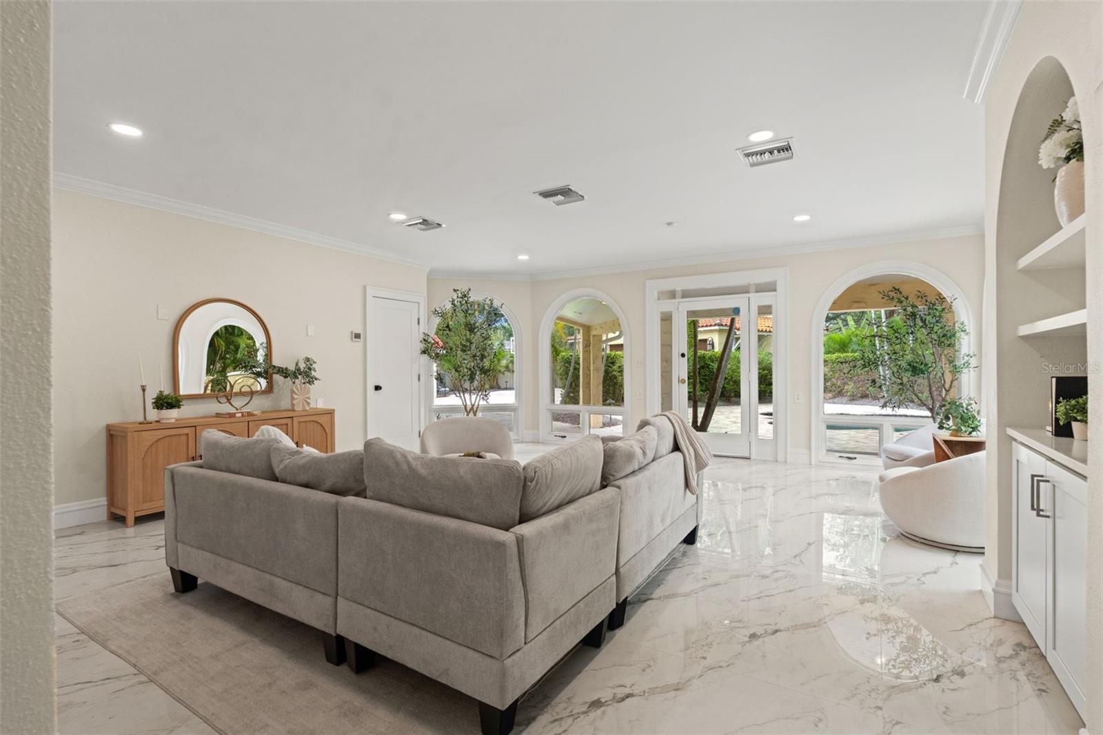 190 BOSPHOROUS AVE, TAMPA, FL, 33606