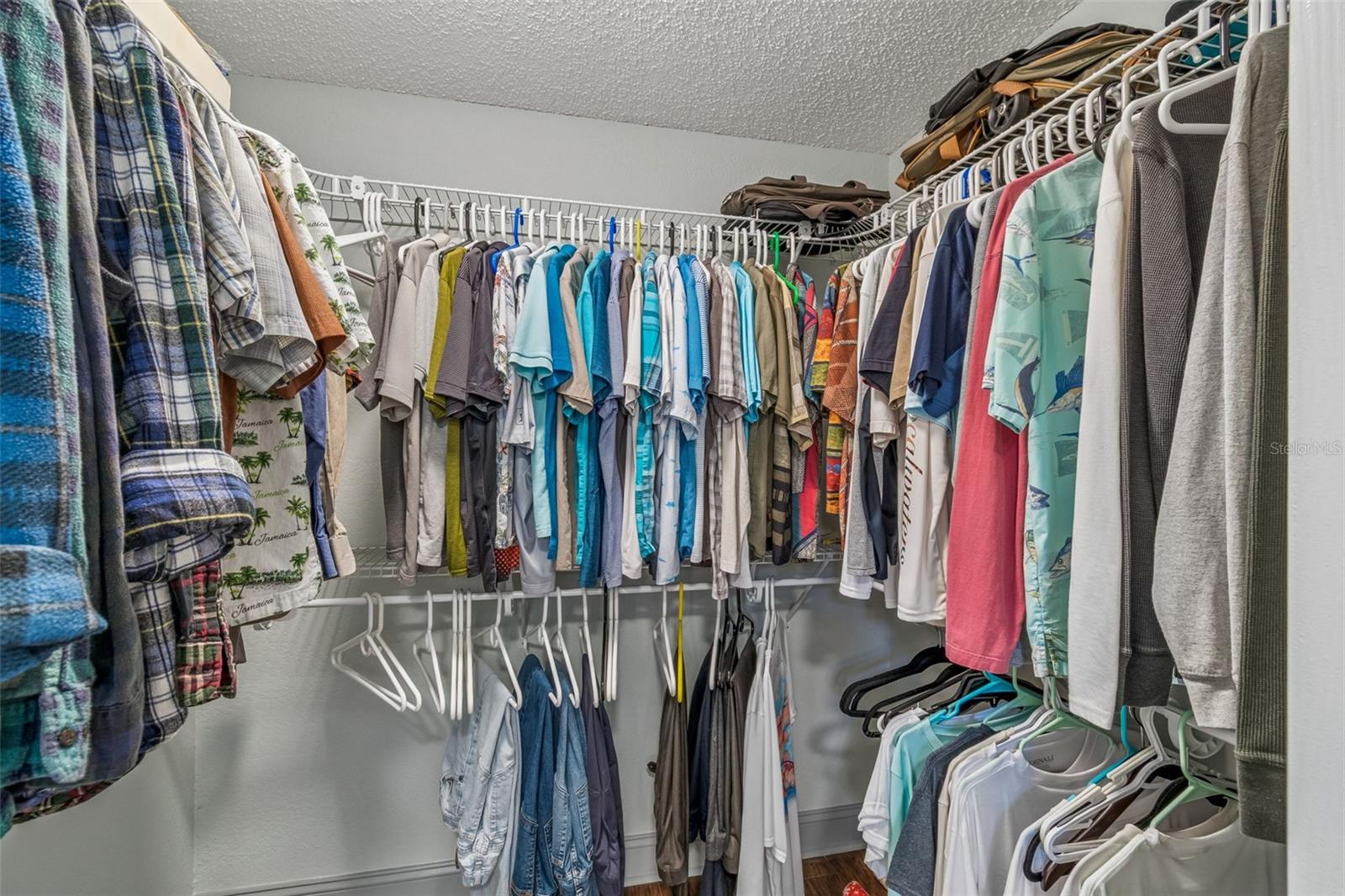 2318 VILLAGE GREEN BLVD, PLANT CITY, FL, 33566