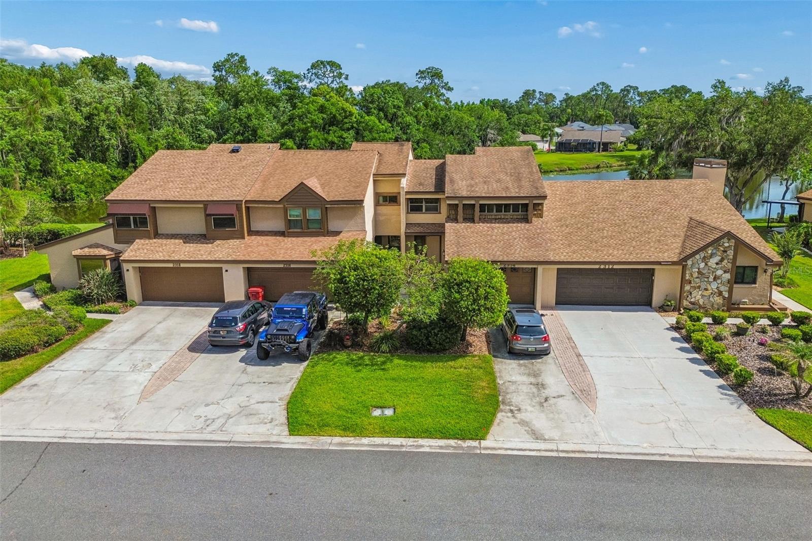 2318 VILLAGE GREEN BLVD, PLANT CITY, FL, 33566