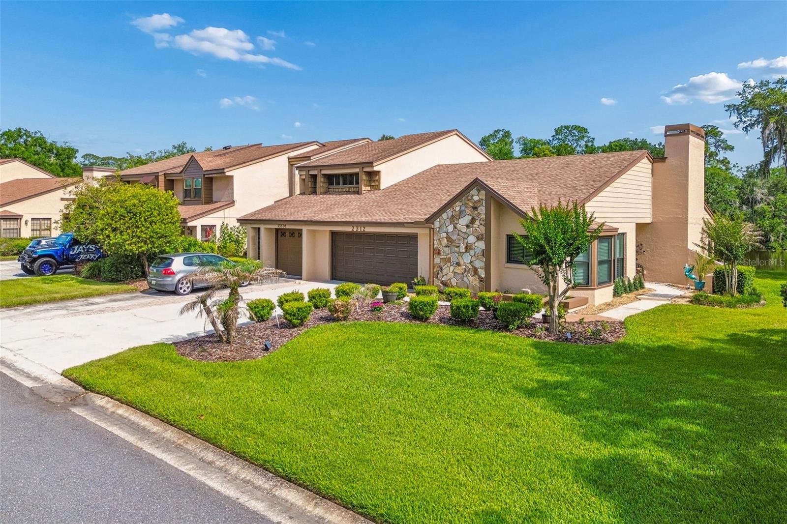 2318 VILLAGE GREEN BLVD, PLANT CITY, FL, 33566