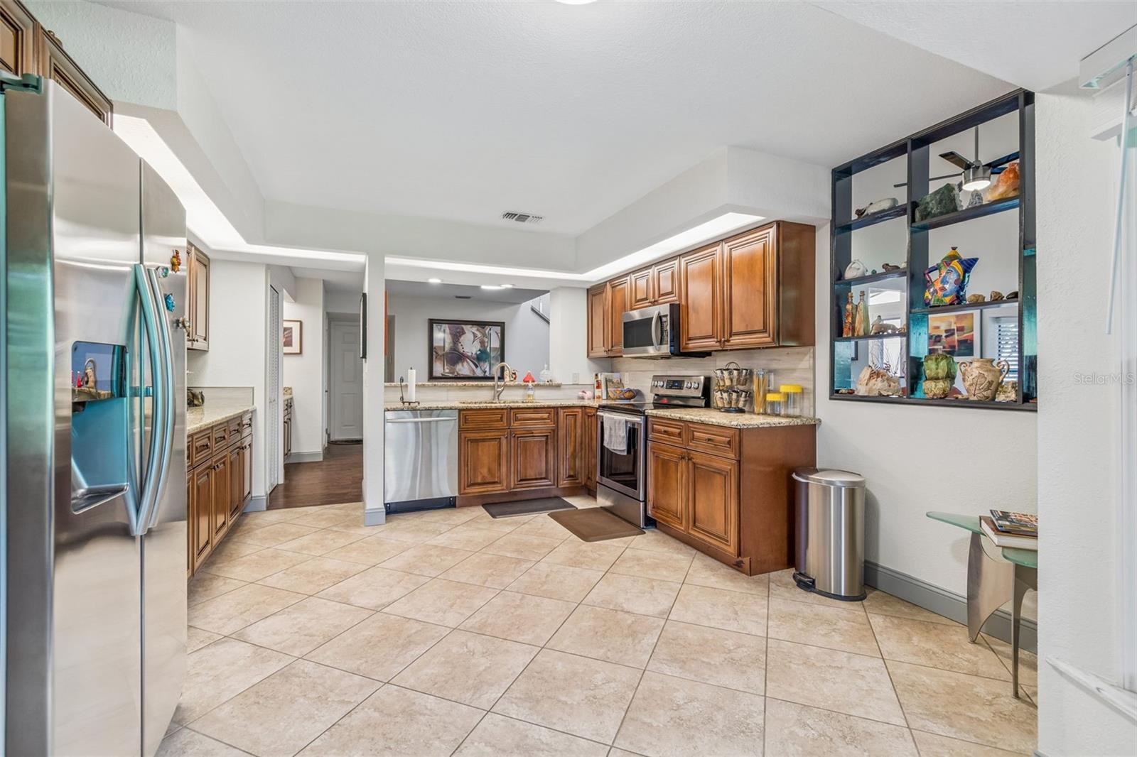 2318 VILLAGE GREEN BLVD, PLANT CITY, FL, 33566