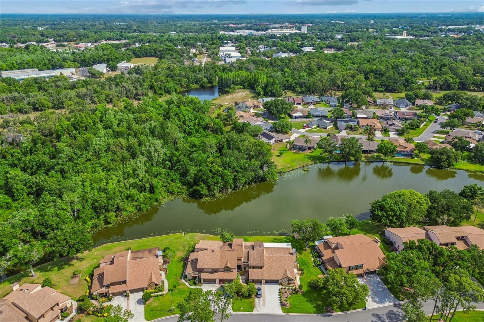 2318 VILLAGE GREEN BLVD, PLANT CITY, FL, 33566