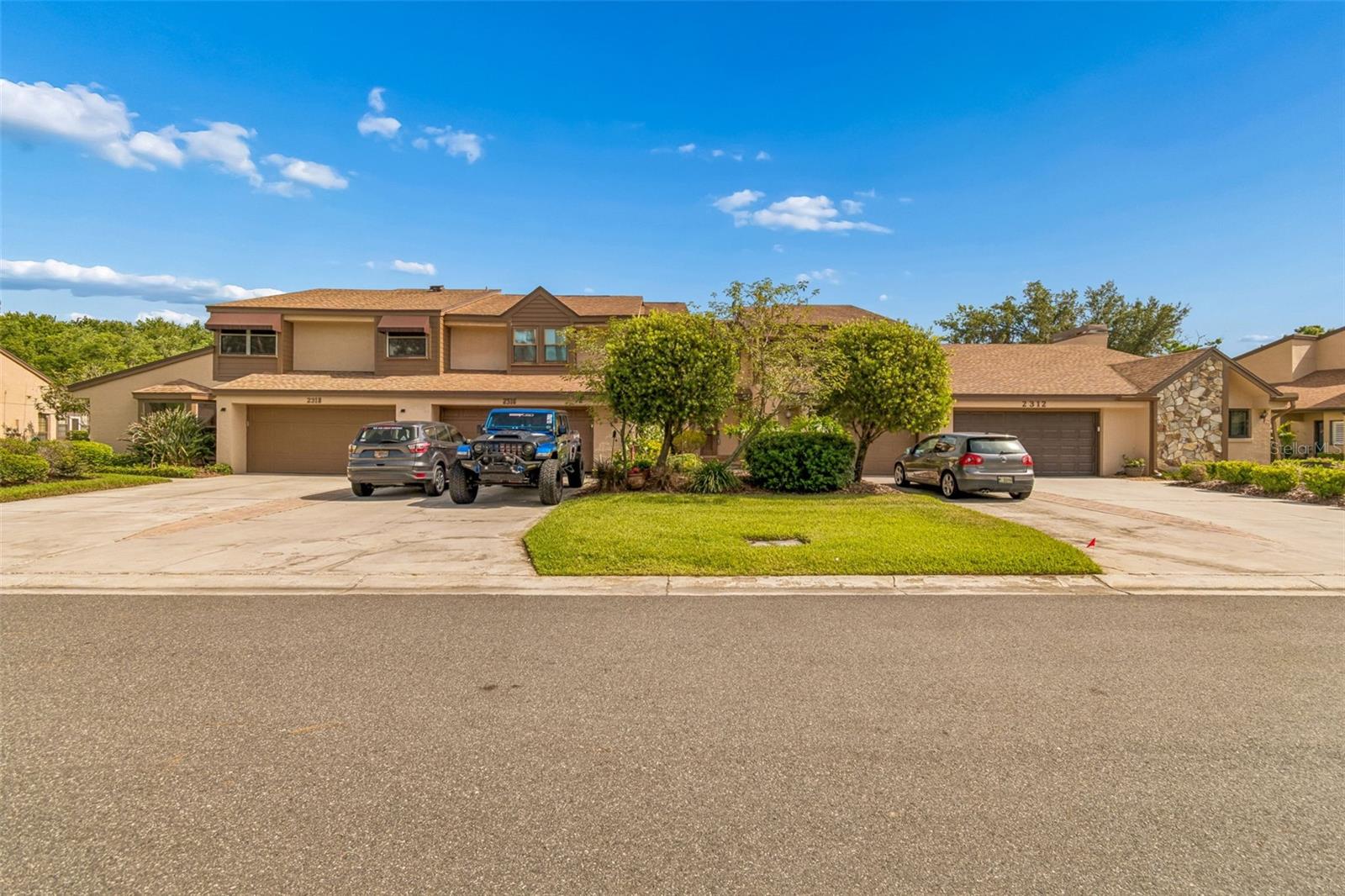 2318 VILLAGE GREEN BLVD, PLANT CITY, FL, 33566