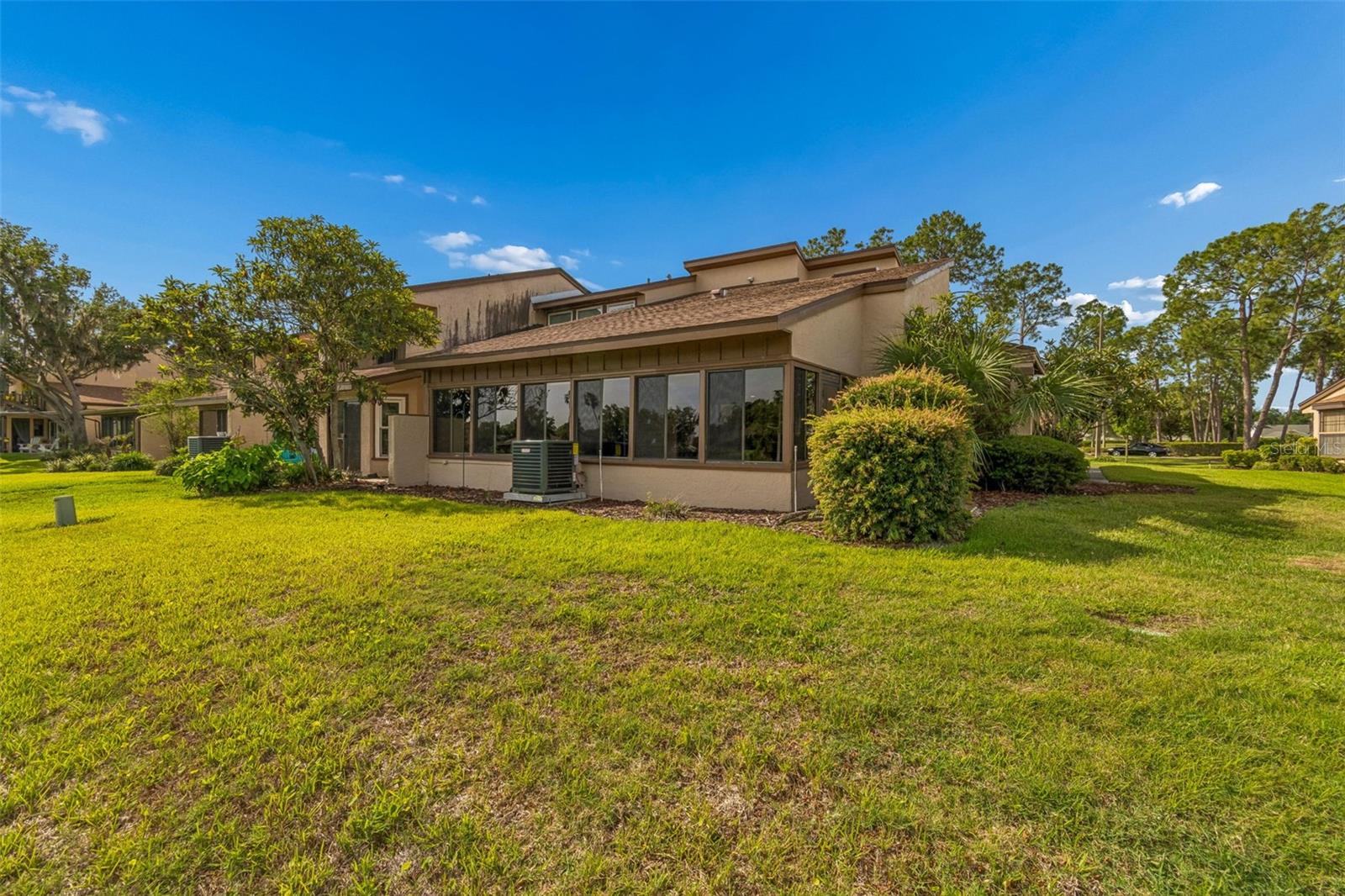 2318 VILLAGE GREEN BLVD, PLANT CITY, FL, 33566
