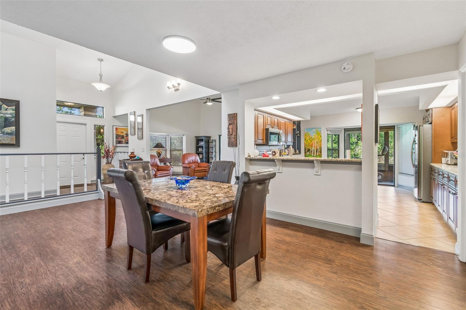 2318 VILLAGE GREEN BLVD, PLANT CITY, FL, 33566