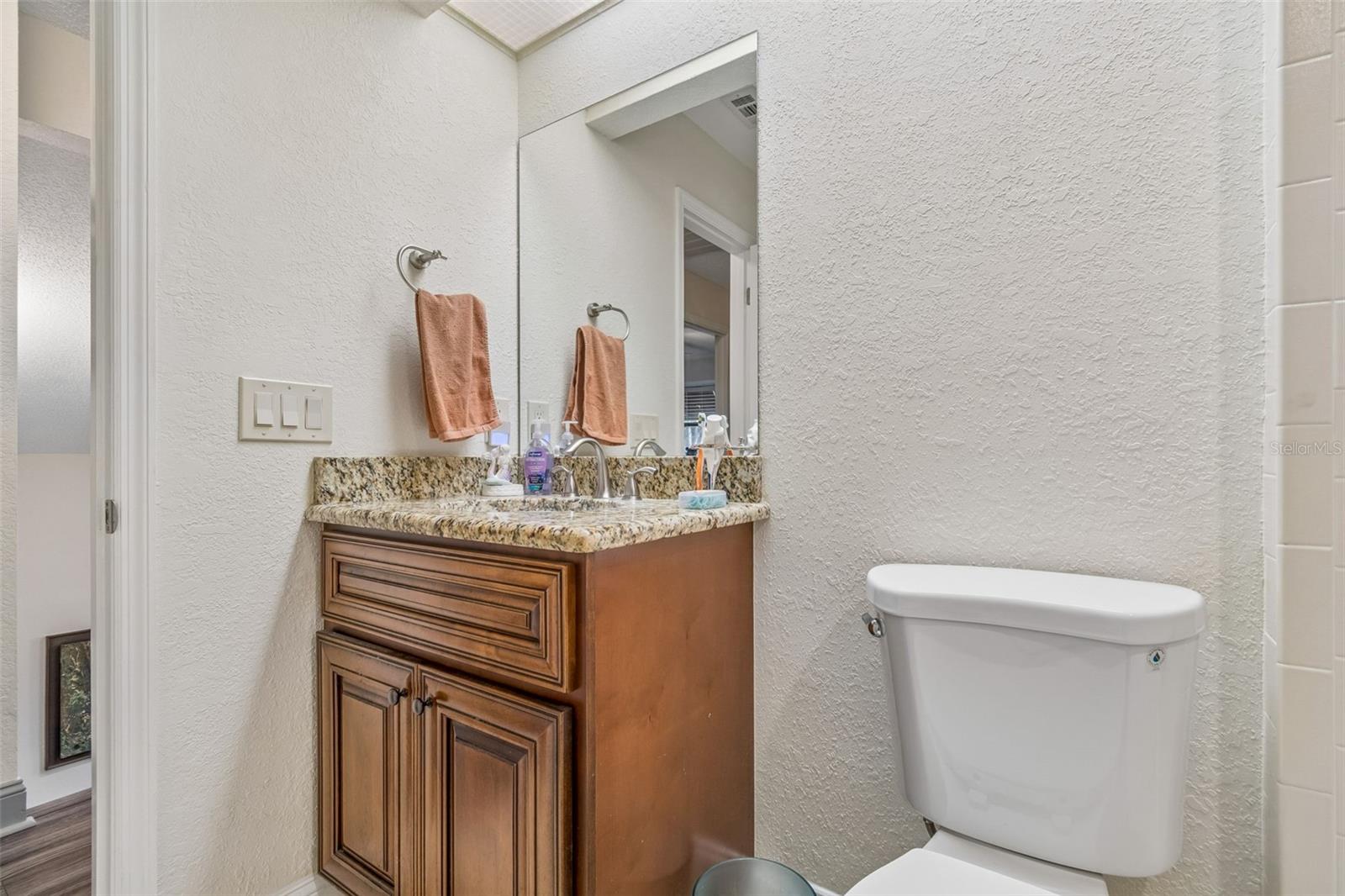 2318 VILLAGE GREEN BLVD, PLANT CITY, FL, 33566