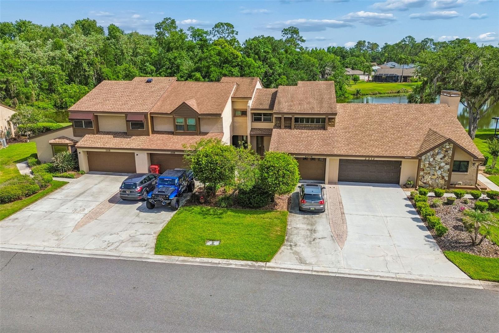 2318 VILLAGE GREEN BLVD, PLANT CITY, FL, 33566
