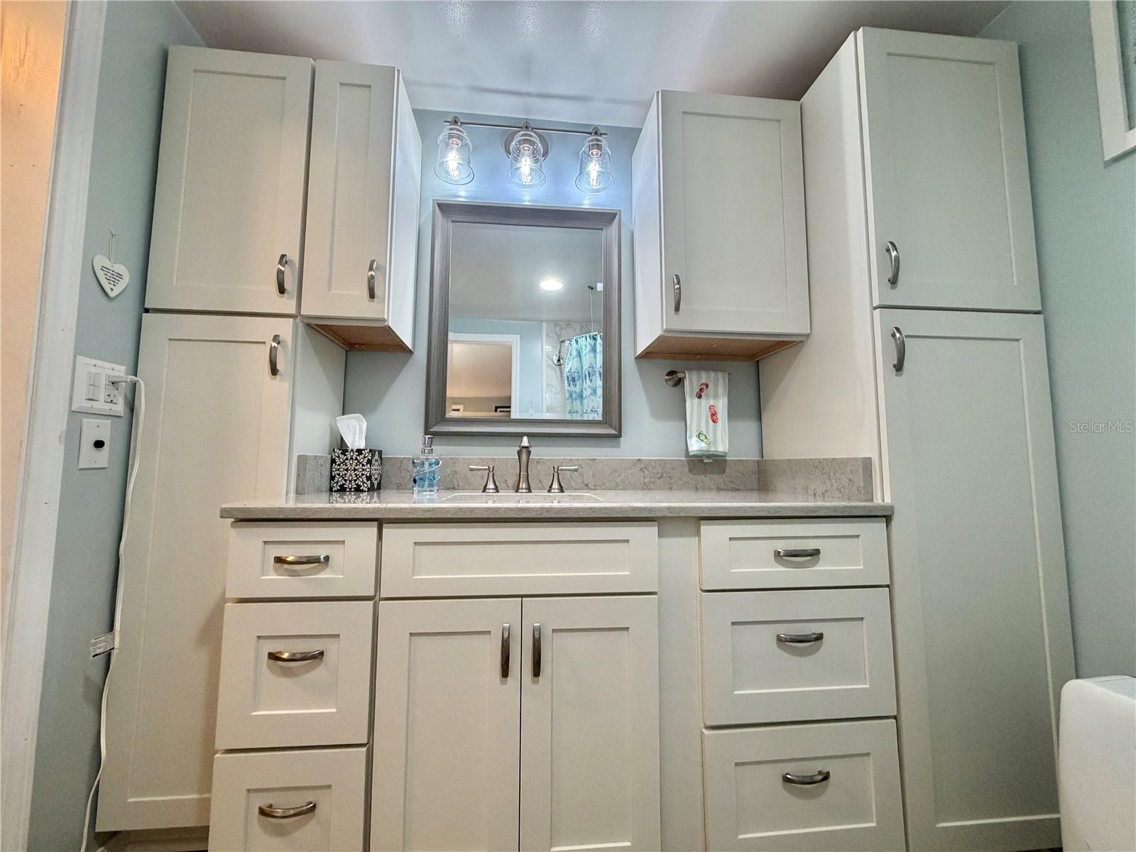 121 TAMARISK WAY, LEESBURG, FL, 34748