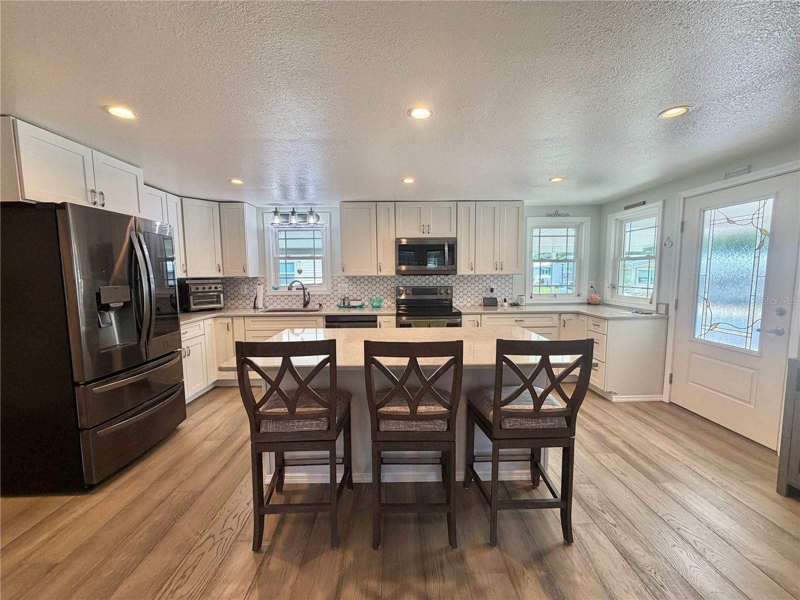 121 TAMARISK WAY, LEESBURG, FL, 34748