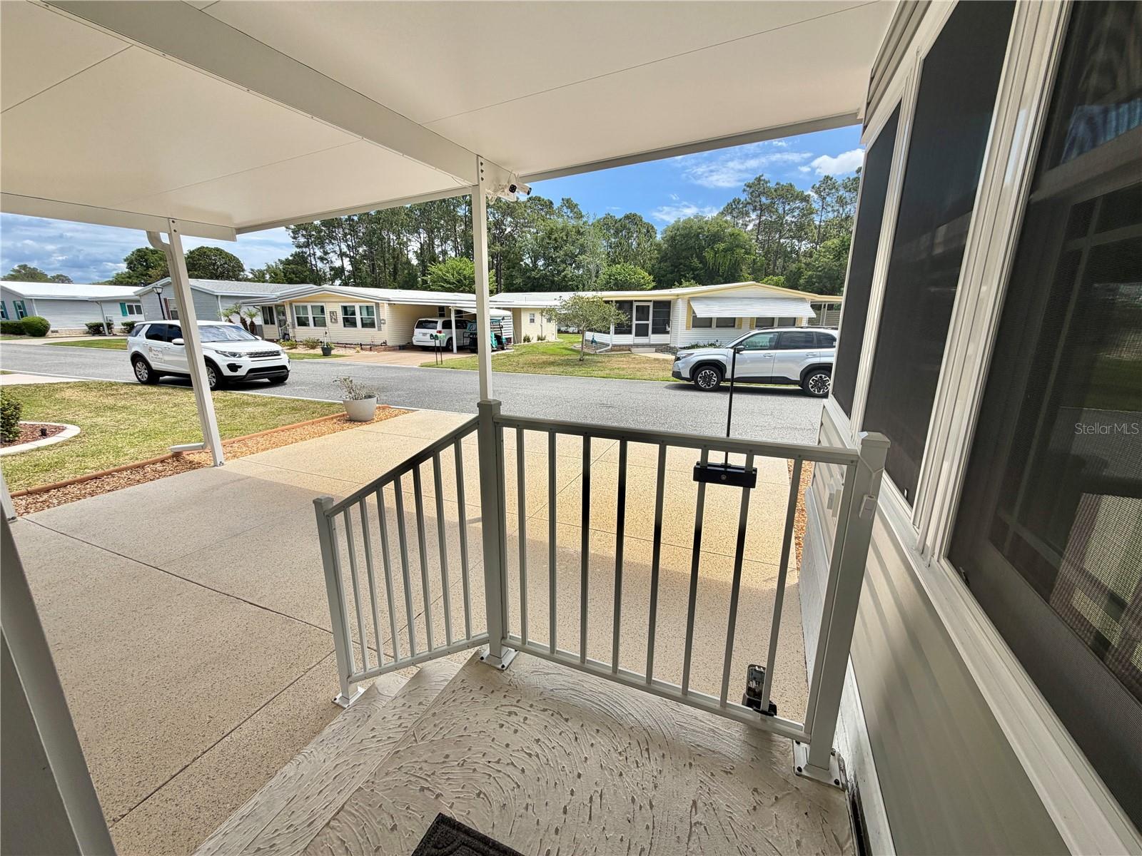 121 TAMARISK WAY, LEESBURG, FL, 34748