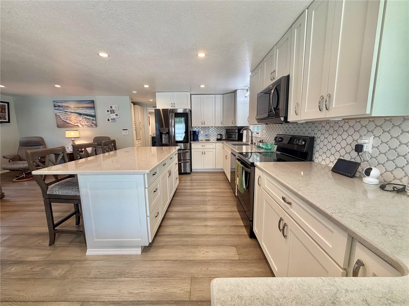 121 TAMARISK WAY, LEESBURG, FL, 34748
