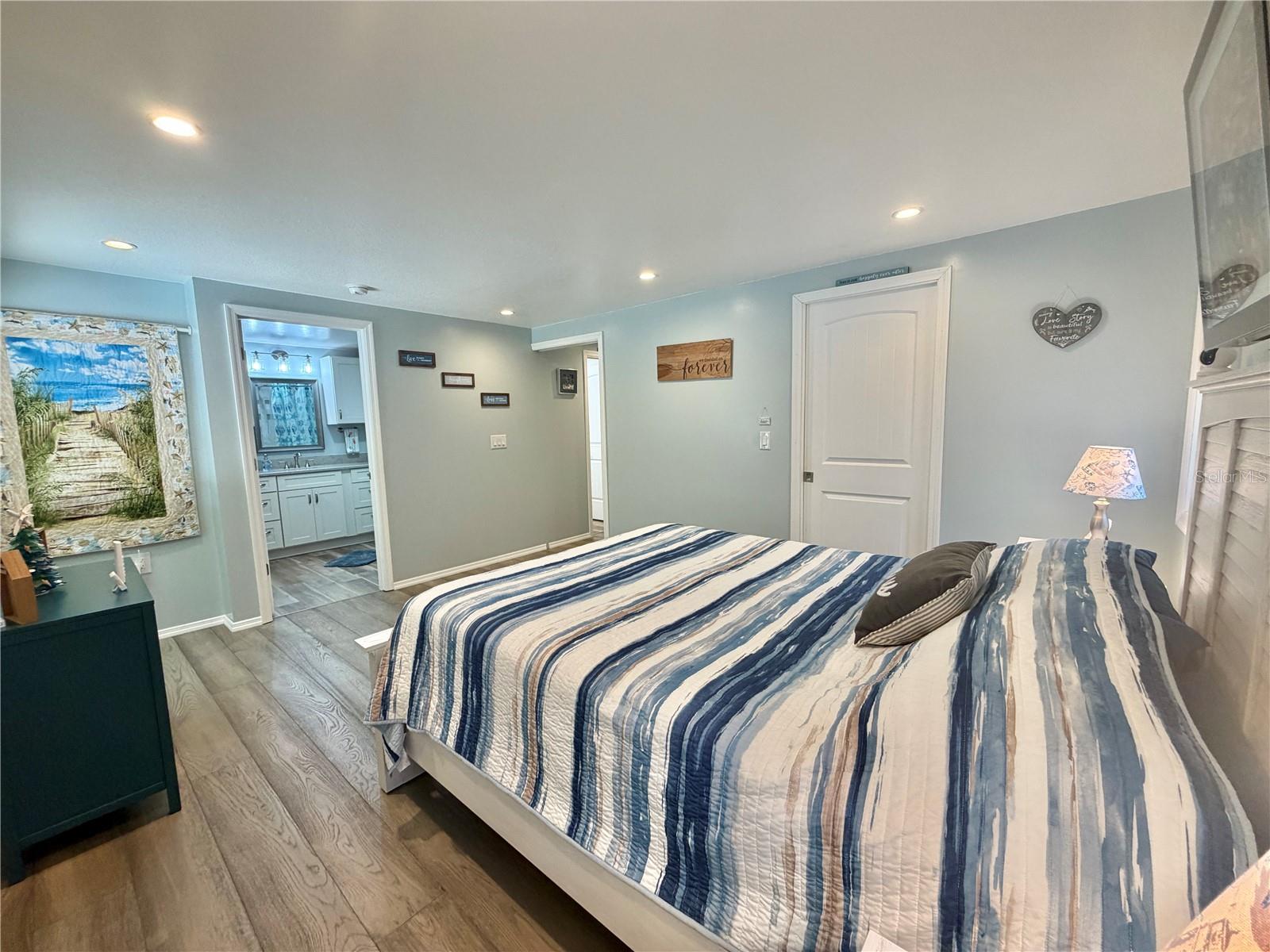 121 TAMARISK WAY, LEESBURG, FL, 34748