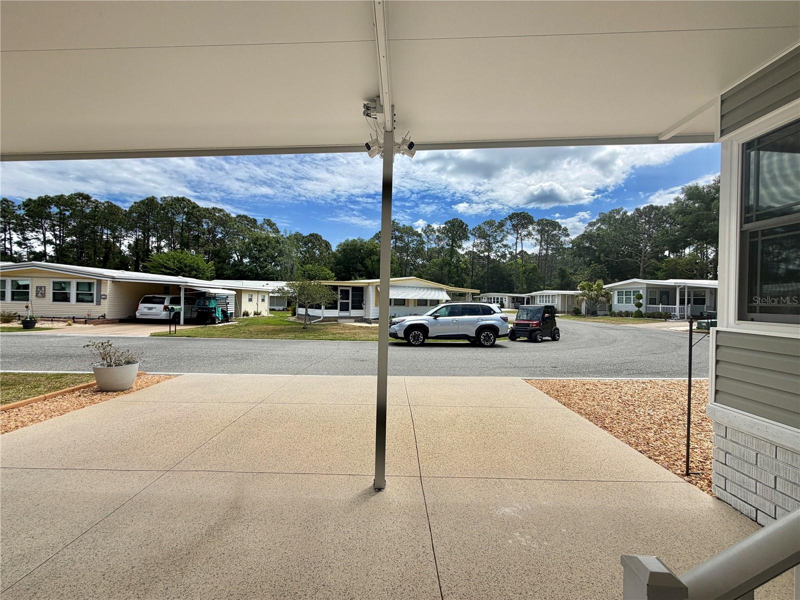 121 TAMARISK WAY, LEESBURG, FL, 34748