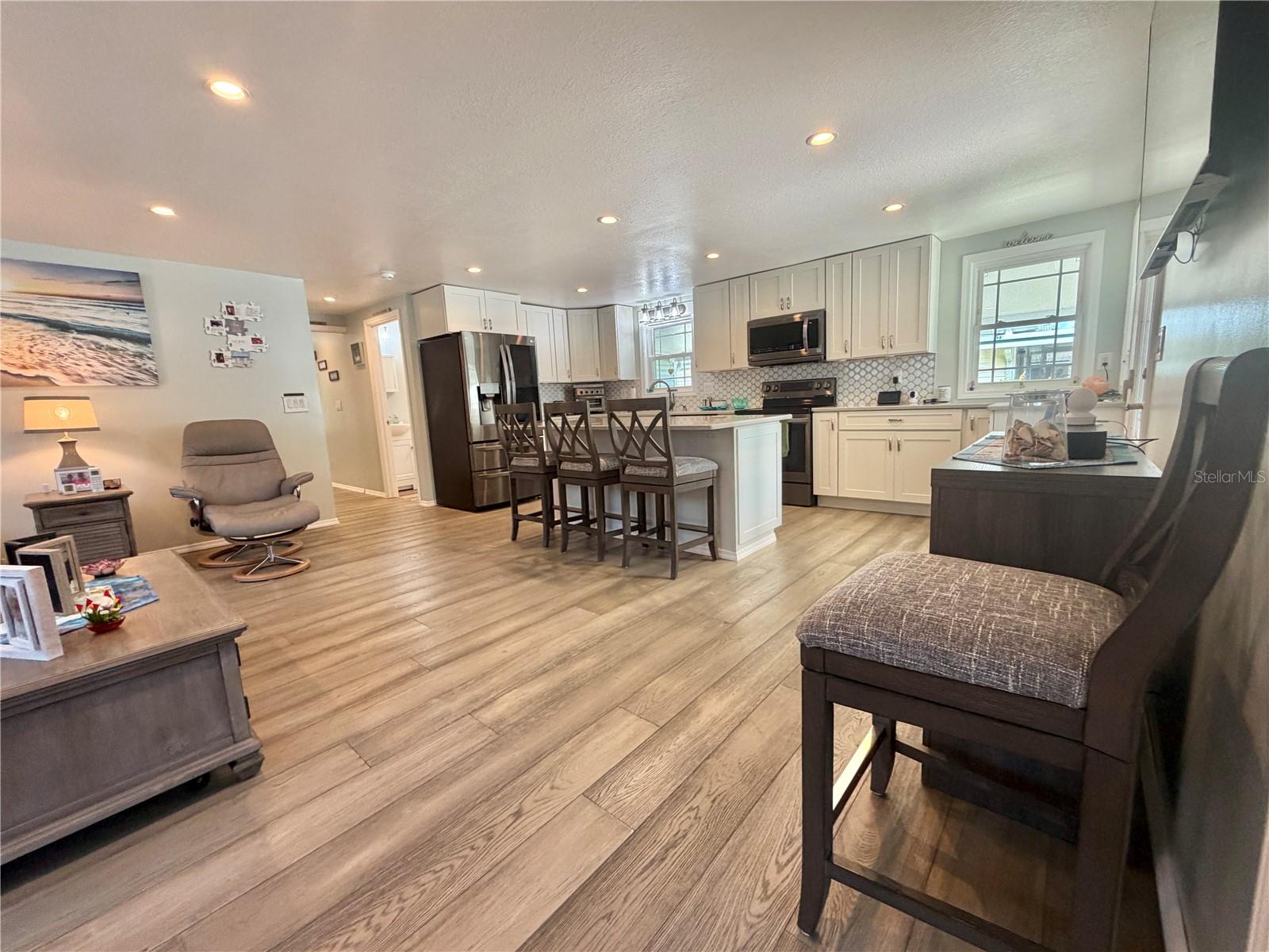 121 TAMARISK WAY, LEESBURG, FL, 34748