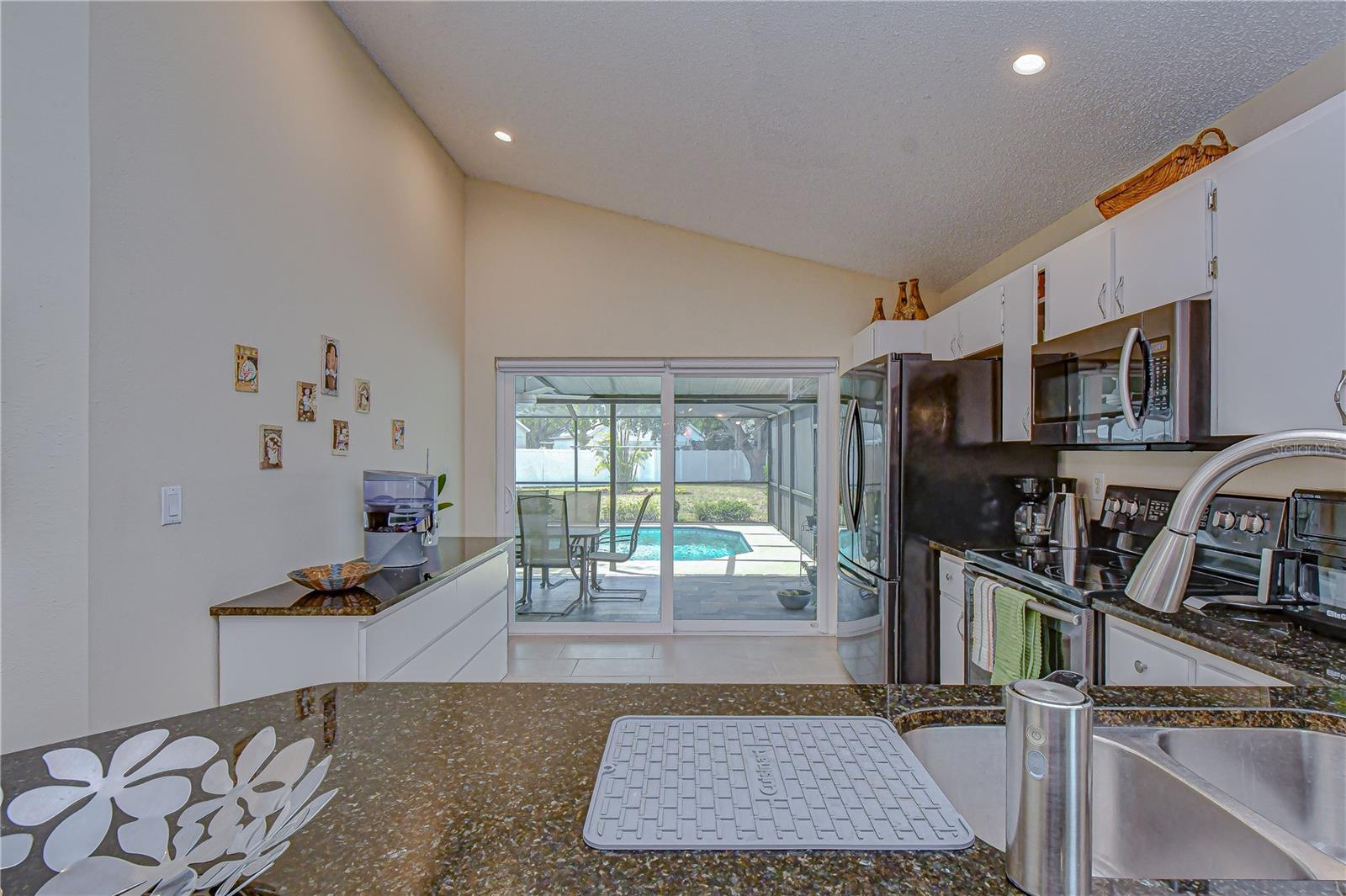 1721 TROPICANA WAY, VALRICO, FL, 33594